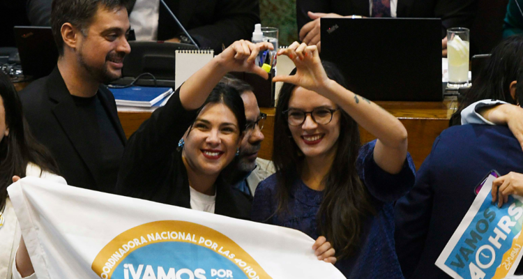 Cariola tras aprobación de las 40 horas