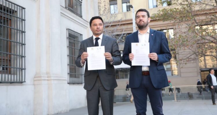 Alcalde Carter propone “grupo de elite” para enfrentar el terrorismo, narcotráfico y crimen organizado