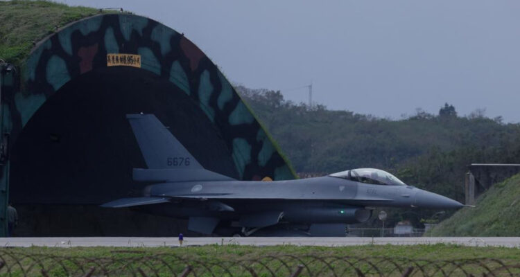 China simula ataques a Taiwán por segunda jornada consecutiva