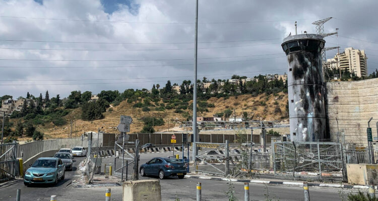 Muere un adolescente palestino por fuego israelí en campo de refugiados en Cisjordania ocupada