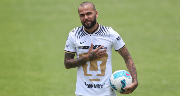 La última y desesperada declaración de Dani Alves.