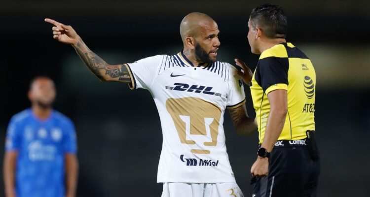 Dani Alves podría sumar un nuevo título… en prisión.