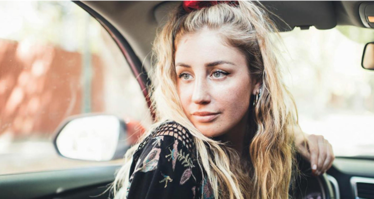 Daniela Castro lanza respuesta