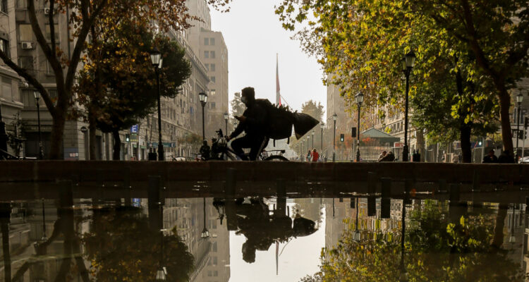 Desempleo en Chile anota su quinto incremento anual y se ubica en 8,8%