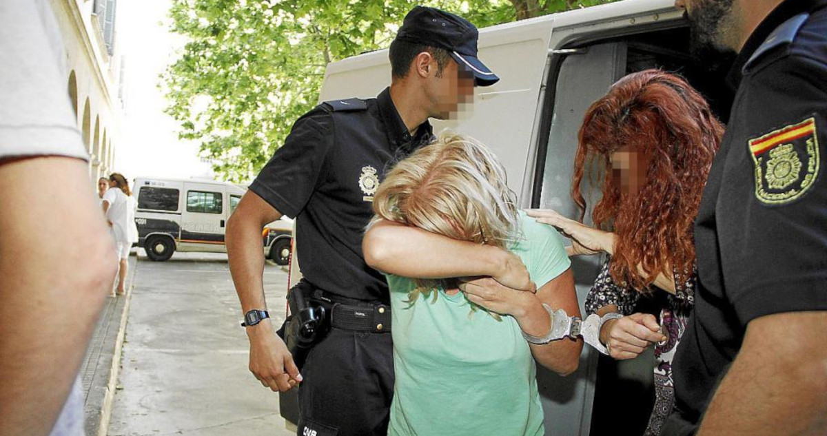 Detienen a argentina por explotar red de prostitutas en España