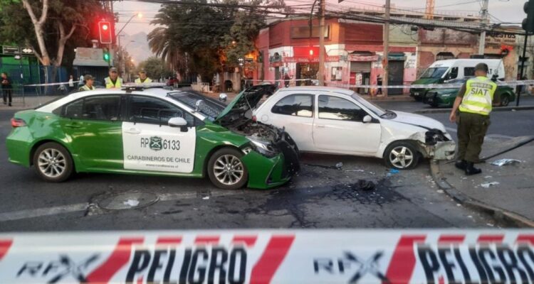 Cuatro detenidos deja colisión durante persecución en Conchalí