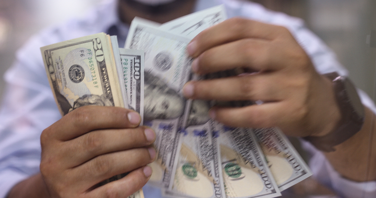 El dólar sigue mostrando caídas y por factores externos podría profundizar sus bajas