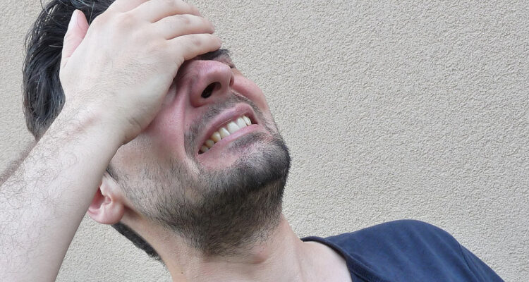 Cefalea en racimos, uno de los dolores de cabeza más terribles