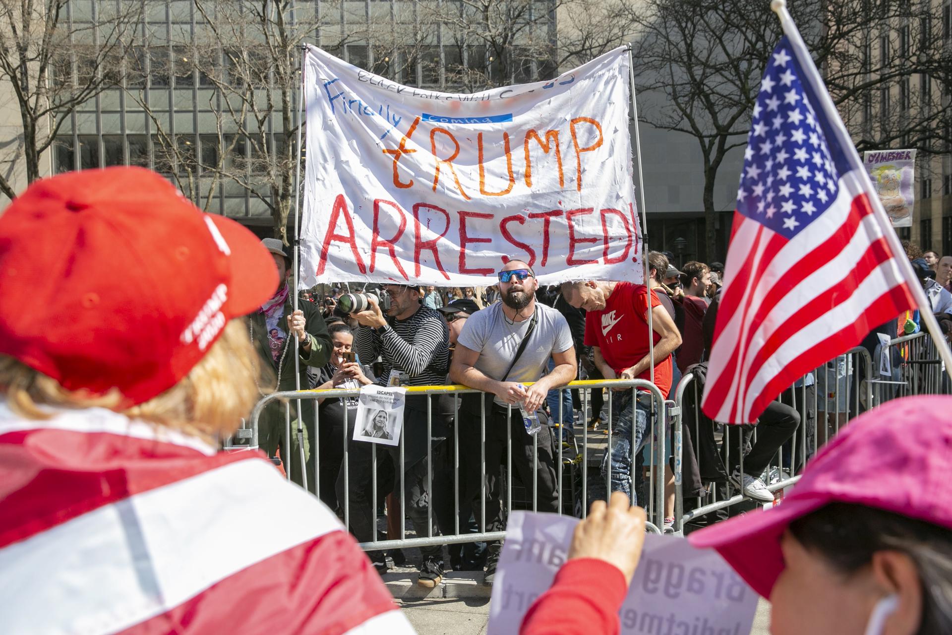 partidarios y detractores de Trump