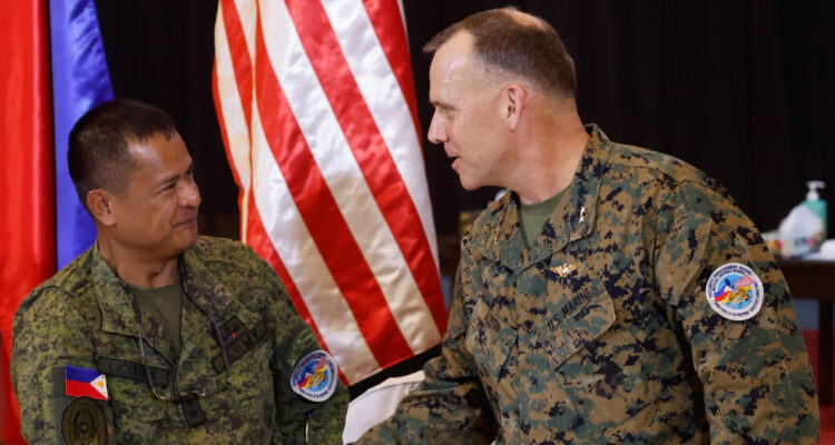 EEUU y Filipinas inician sus mayores ejercicios militares de la historia en medio de tensión con China