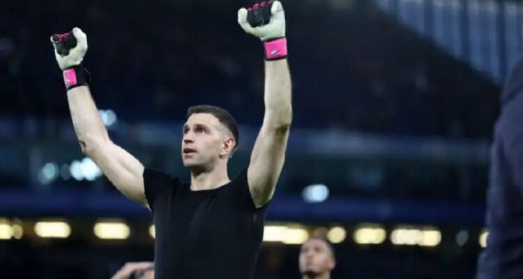 Emiliano Dibu Martinez y su importante registro en Aston Villa