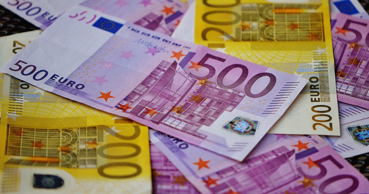 El euro sigue subiendo y llega a máximos en más de un año
