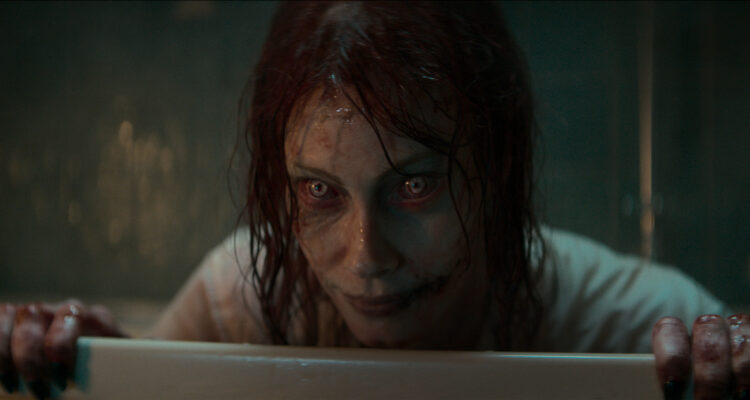 Parte de la película Evil Dead el despertar.