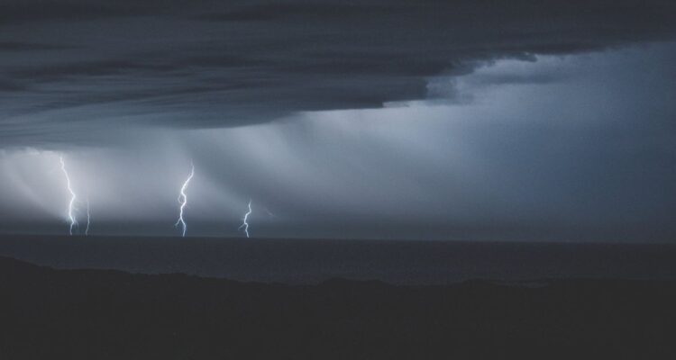 Que es el fenómeno de La Niña y en qué se diferencia de El Niño y qué se pronostica para este año 2023