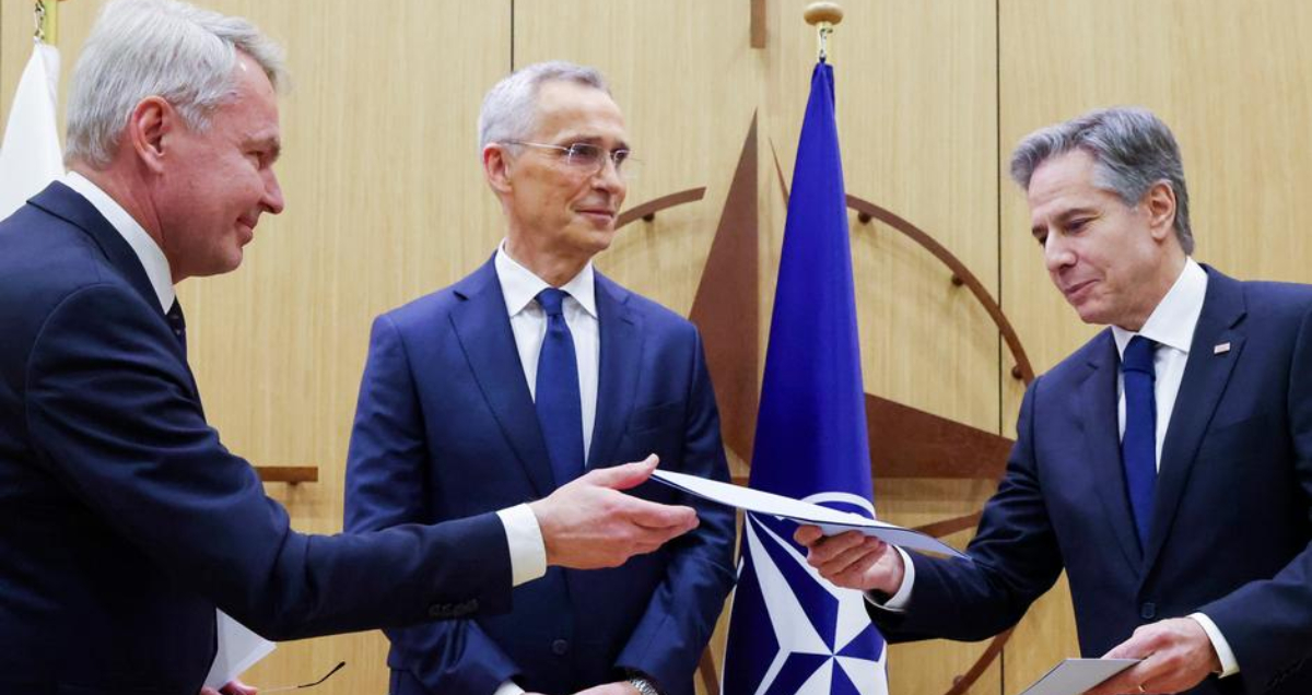 Finlandia es ratificado como miembro oficial de la OTAN