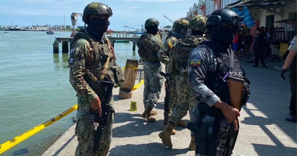 Al menos nueve muertos deja tiroteo en concurrido puerto pesquero de Ecuador