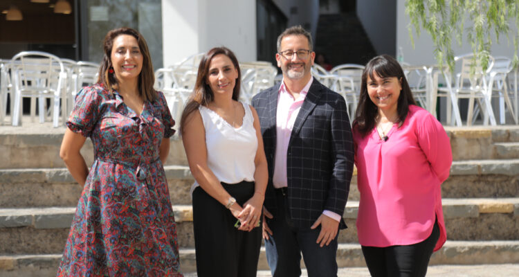 Futuras mineras dialogan con profesionales líderes de la industria en Comunidad Cobre