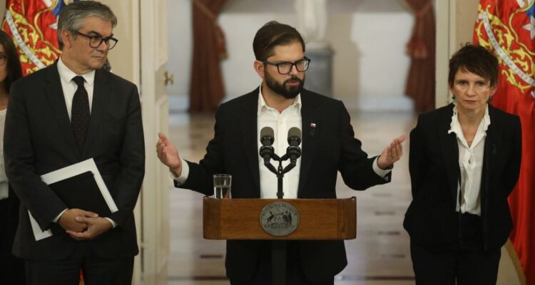 Gobierno anuncia aumento de US$1.500 millones anuales para seguridad tras asesinato de cabo Palma