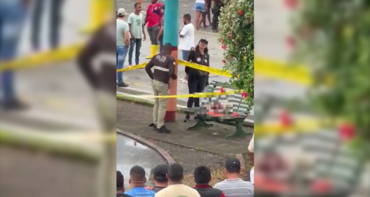 Hallan cabeza humana en banca de parque en Ecuador: agresores dejaron un mensaje contra la extorsión