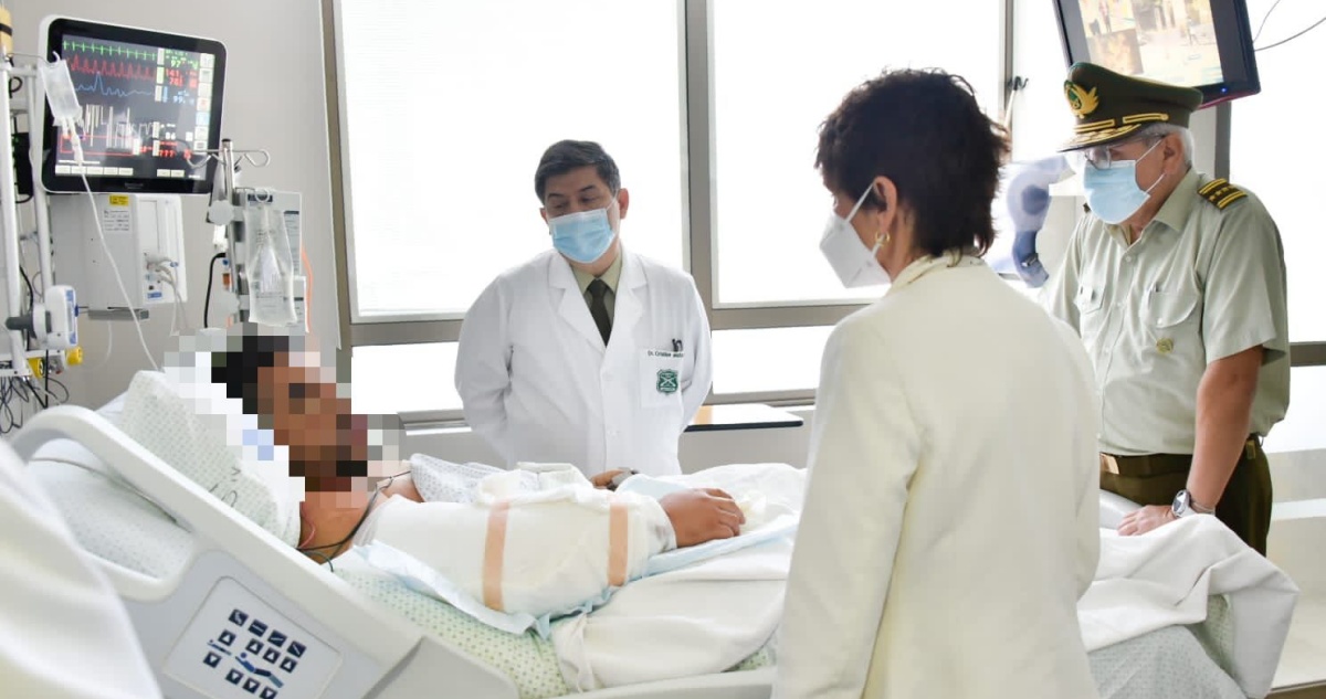 Carabineros baleados en La Florida evolucionan satisfactoriamente tras intervenciones