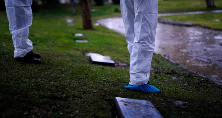 Contexto/ Investigan supuesta profanación de féretro infantil en el Cementerio Municipal de Punta Arenas.