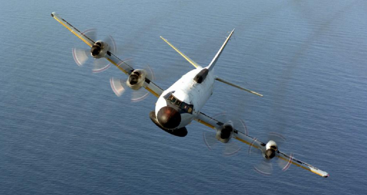 Irán denuncia la incursión de un avión de EEUU sobre sus aguas territoriales