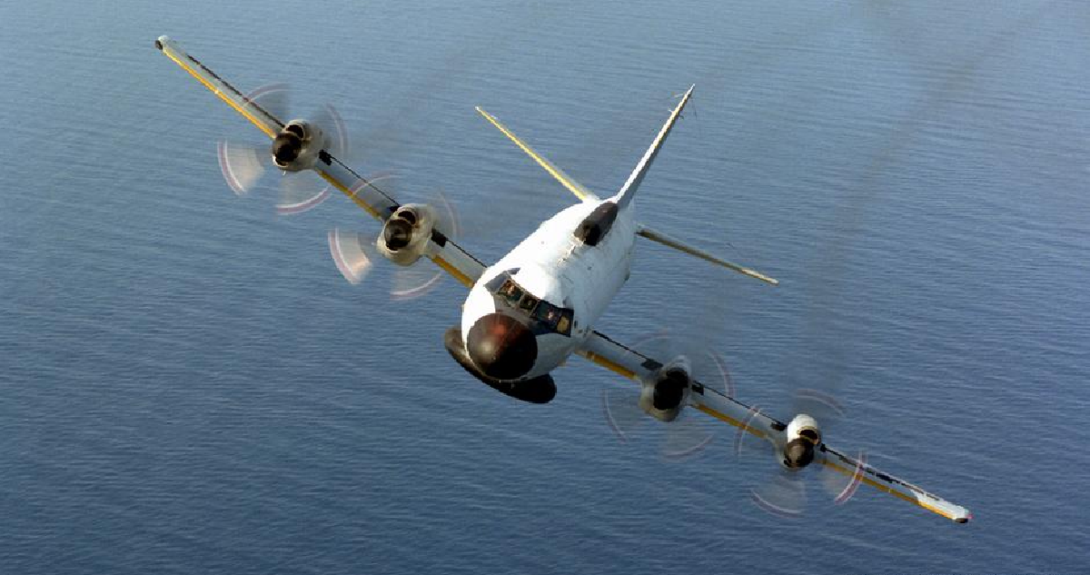Irán denuncia la incursión de un avión de EEUU sobre sus aguas territoriales