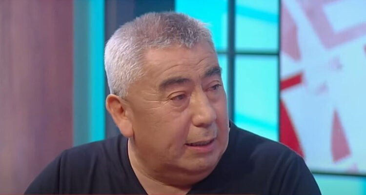 Jajá Calderón notablemente emocionada al hablar de los golpes que sufrió de Claudio Reyes.