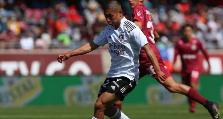 Jordhy Thompson fue separado de Colo Colo: club entregó versión del futbolista