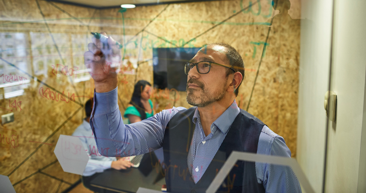 Know Hub Chile abre postulación a programa que fortalece startups