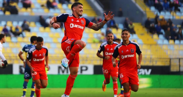 La U celebró en Viña del Mar y venció a Everton por el Campeonato Nacional.