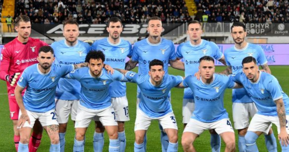Crack de Lazio es arrollado por tranvía y derivado de urgencia al hospital.