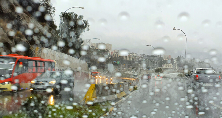 Lluvias en Valparaíso cuadruplicaron pronósticos