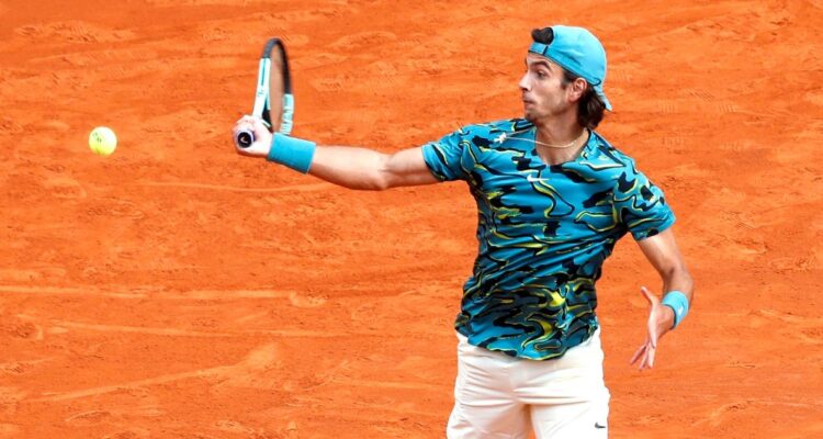 Lorenzo Musetti avanzó a cuartos de final del Masters de Montecarlo.