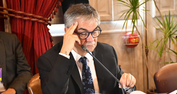 Marcel en EEUU: Promocionó a Chile ante inversionistas y aludió a caída del ahorro por retiros de AFP