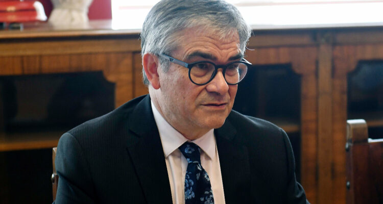 Ministro Marcel baja el perfil al IPoM e inflación: “Vamos a tener un año más estable en actividad”