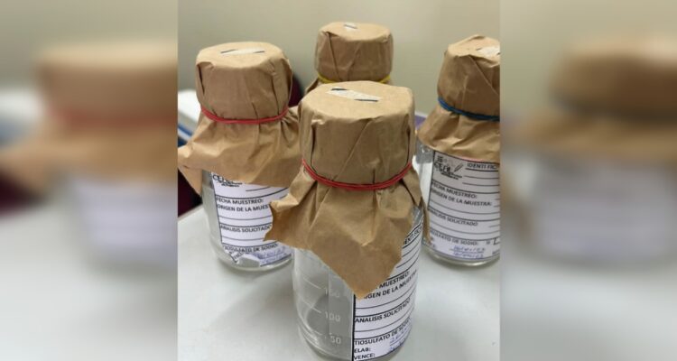 Muestras de agua por episodios de turbiedad