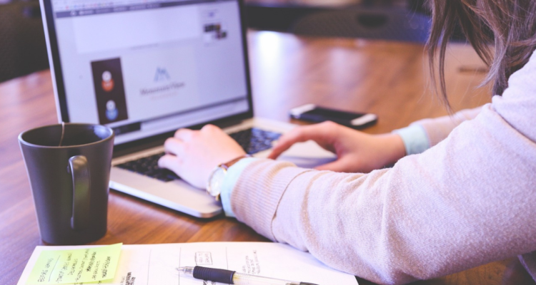 mujeres en educación superior