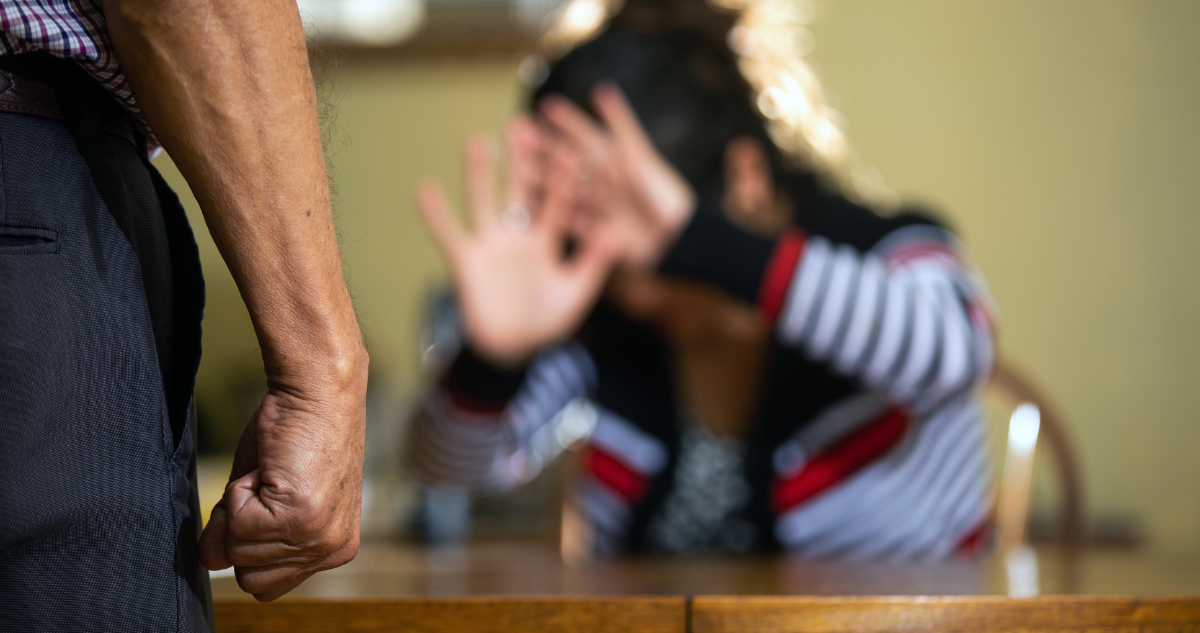 padre e hijo condenados por VIF