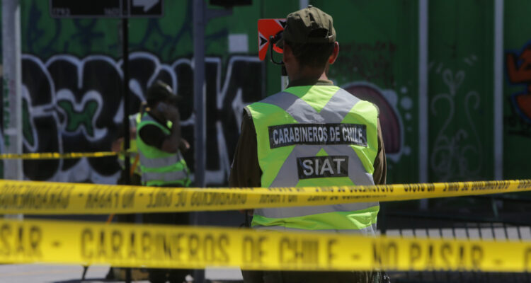 Carabineros detiene a menores de edad tras persecución