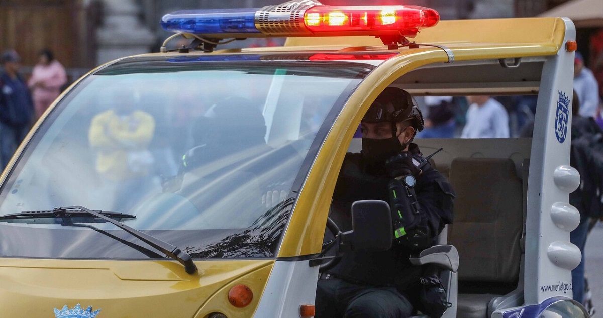 Gran contingente de seguridad ciudadana y de Carabineros en Santiago por plan Calles sin Violencia.