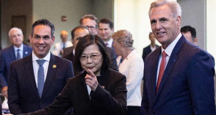 Presidenta de Taiwán agradece a Biden por apoyo a la isla: “Agradecemos tener a EEUU de nuestro lado”f