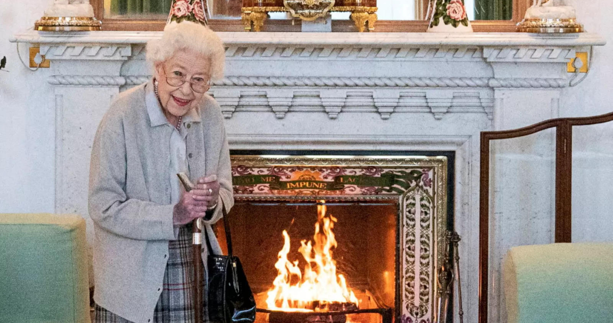 REINA ISABEL II