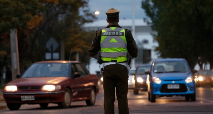 Vuelve la restricción vehicular al Gran Santiago: amplían el perímetro donde se aplicará la medida