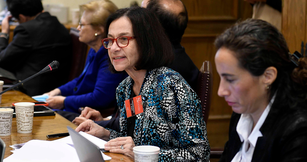 Presidenta de Banco Central enfatiza en inflación y apunta al exceso de gasto entre 2020 y 2021