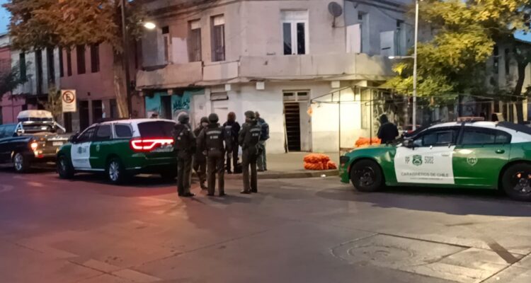 Carabineros realizan nuevo allanamiento en Santiago por homicidio del suboficial mayor Palma