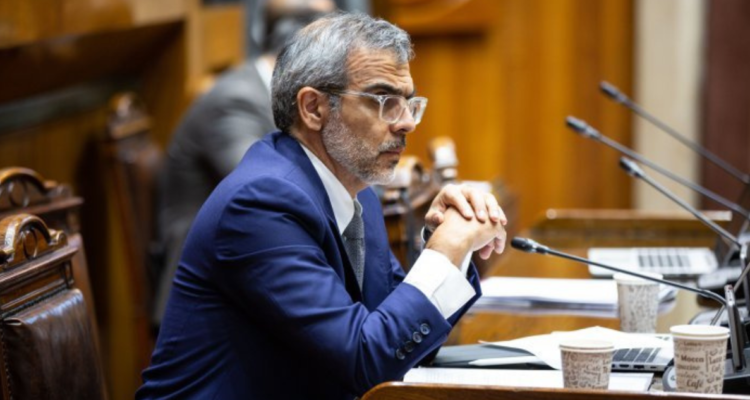 Senado da luz verde a proyecto que dificulta acceso a libertad condicional.