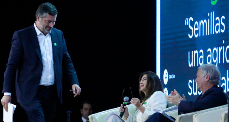 Sebastián Sichel: “José Antonio Kast es una persona agresiva en público y privado”