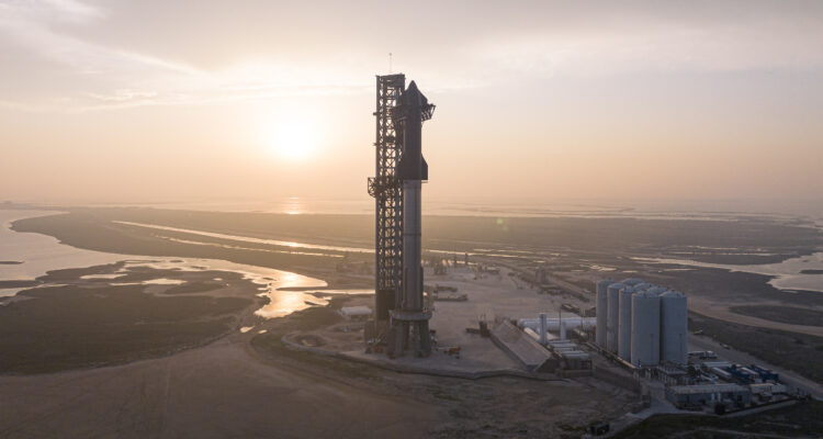 SpaceX reagenda lanzamiento de Starship