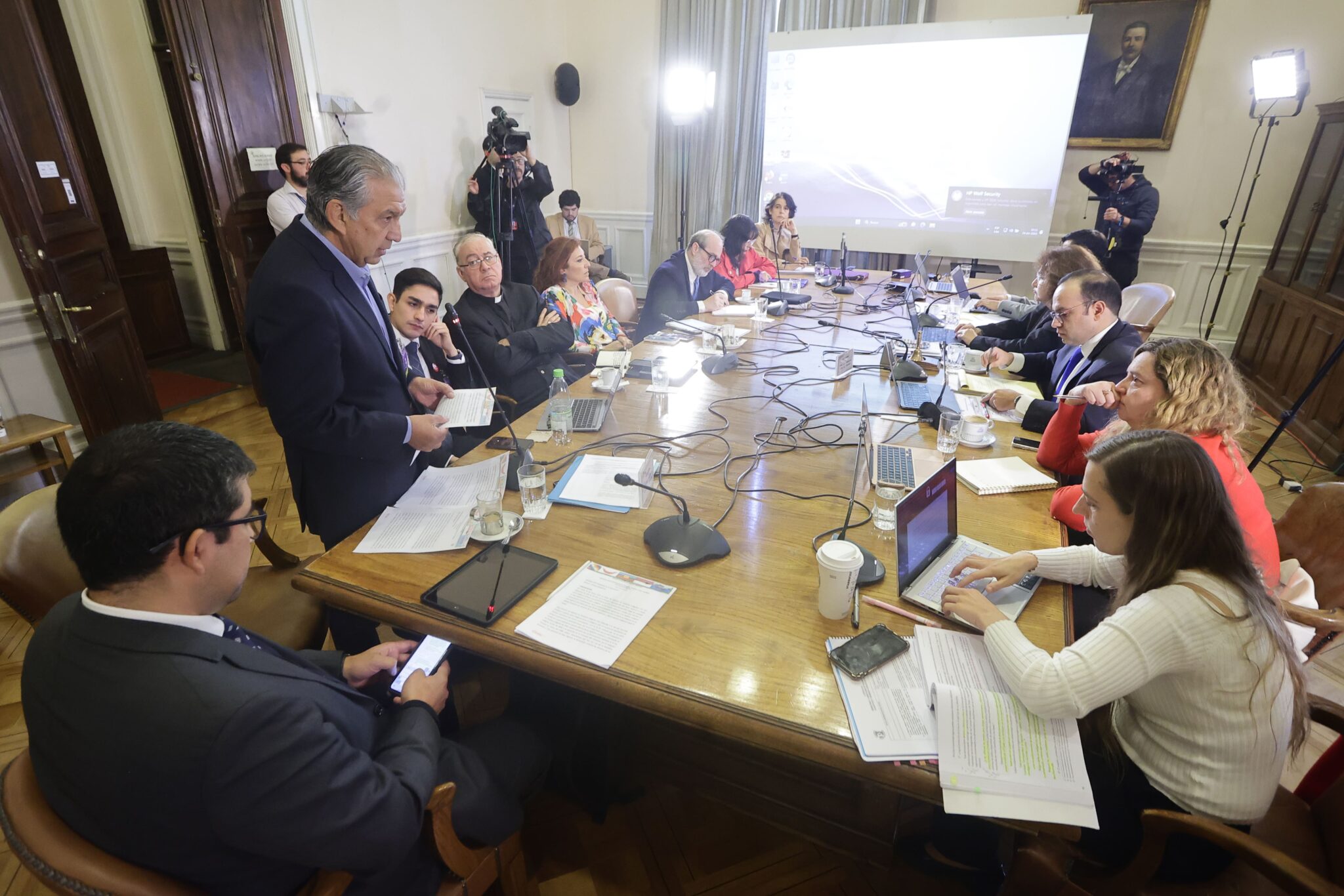Subcomisión de Principios, Derechos Civiles y Políticos este lunes en el excongreso